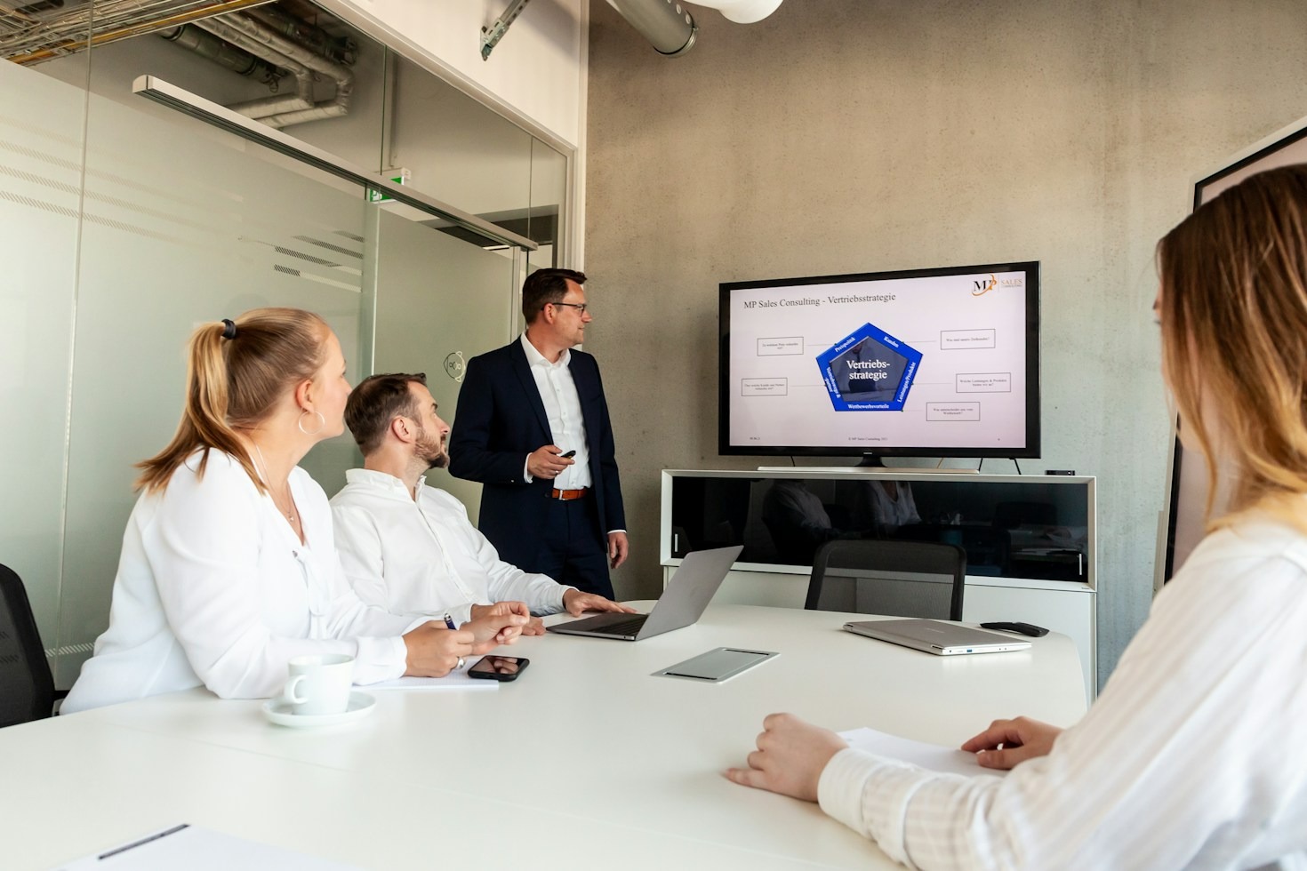 Innovative Commercial Trends Shaping the Digital Media Landscape